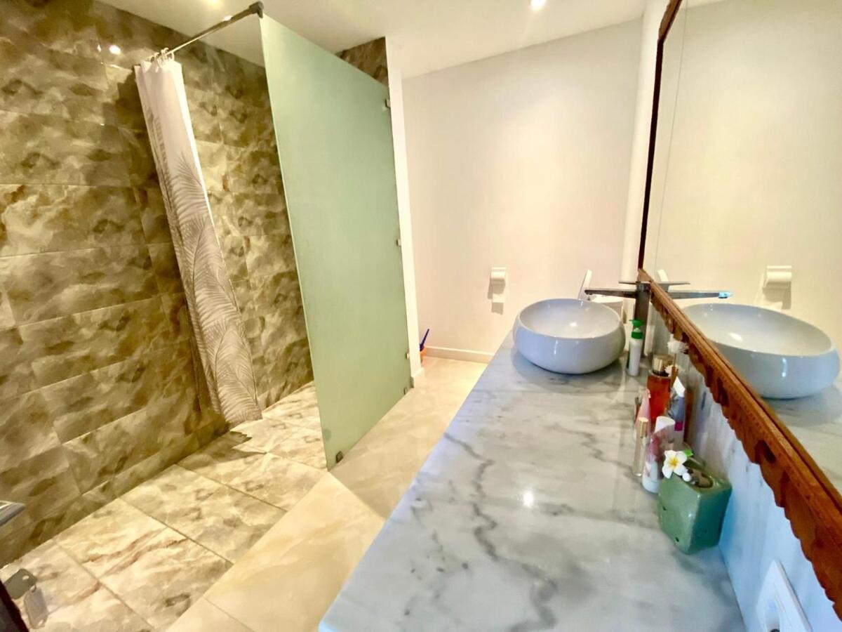 Casa Betty 3 Bedroom Townhouse Apartemen