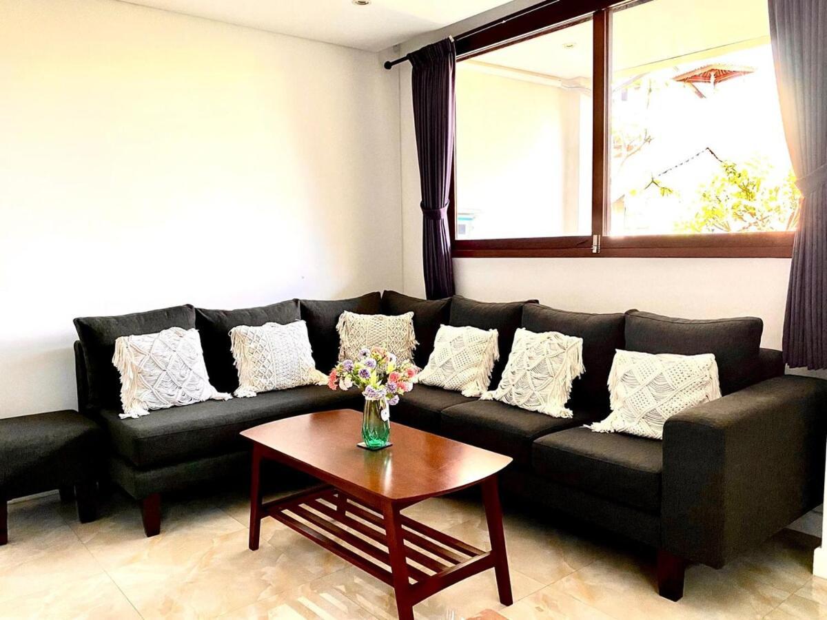Apartemen Casa Betty 3 Bedroom Townhouse *